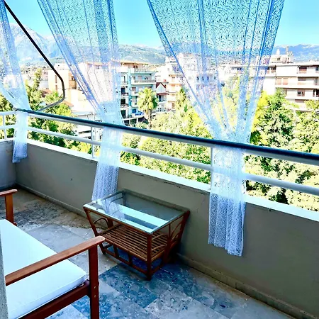 Lägenhet Seaview Penthouse On The Square